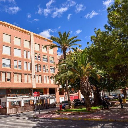 Holiday Studio Jardin Playa Торевьиа Экстерьер фото