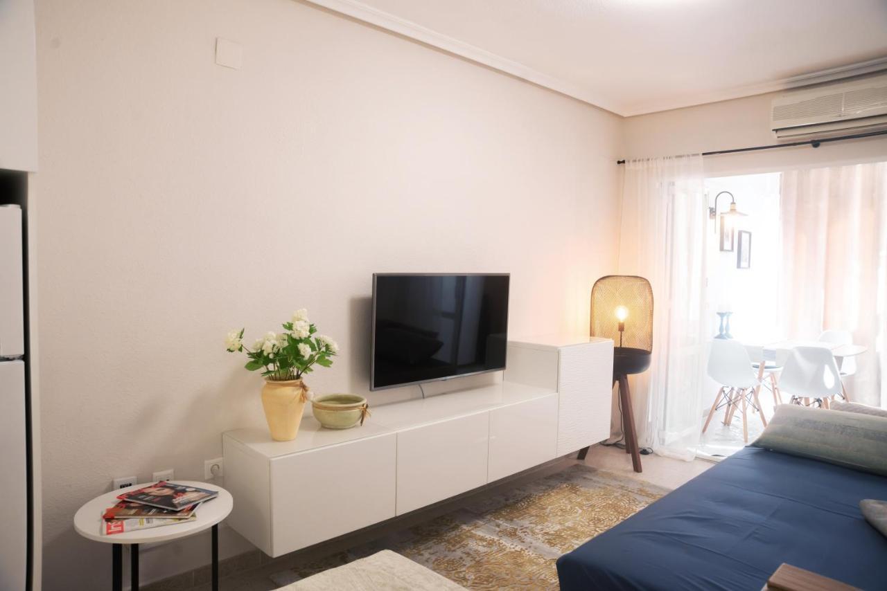 Holiday Studio Jardin Playa Торевьиа Экстерьер фото