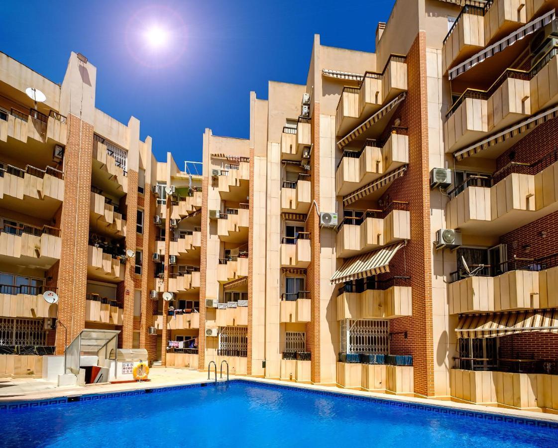 Holiday Studio Jardin Playa Торевьиа Экстерьер фото